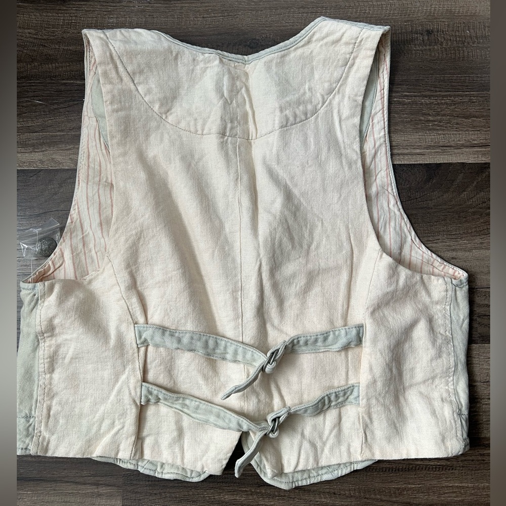 Free people - Picture 2 of 3